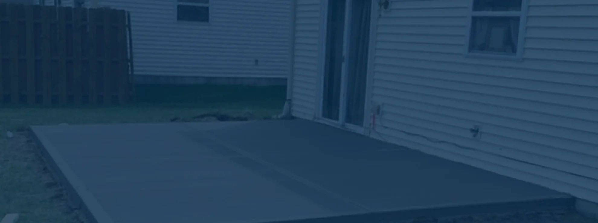 Service Hero Frame 3